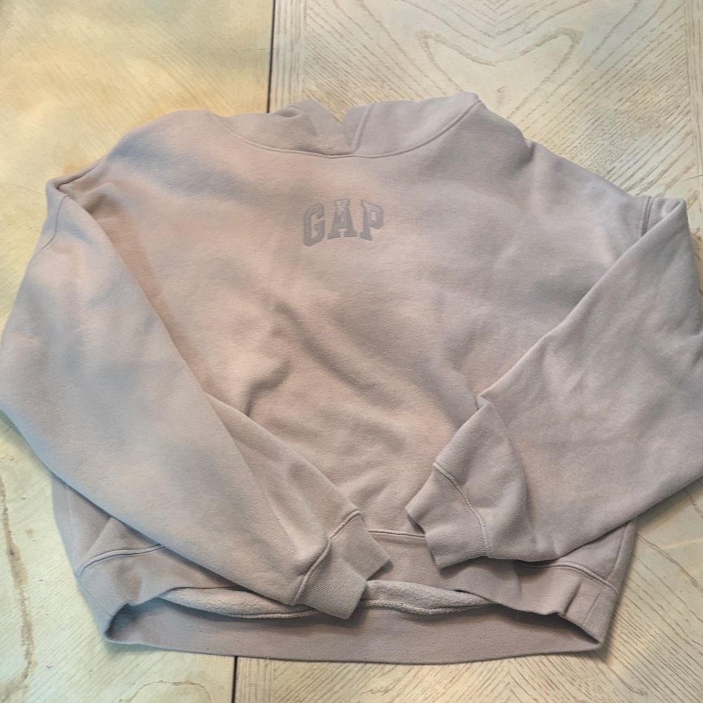 GAP Light cream color cropped hoodie